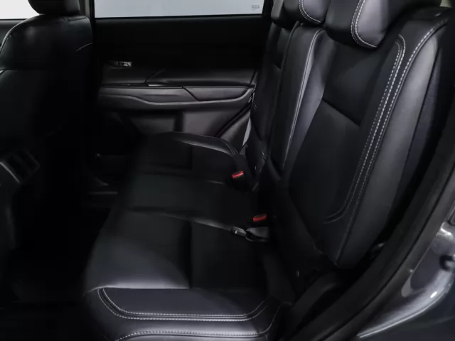 Mitsubishi Outlander 2020