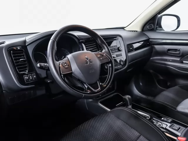 Mitsubishi Outlander 2018