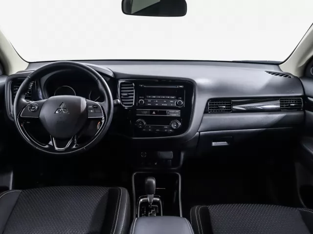 Mitsubishi Outlander 2018