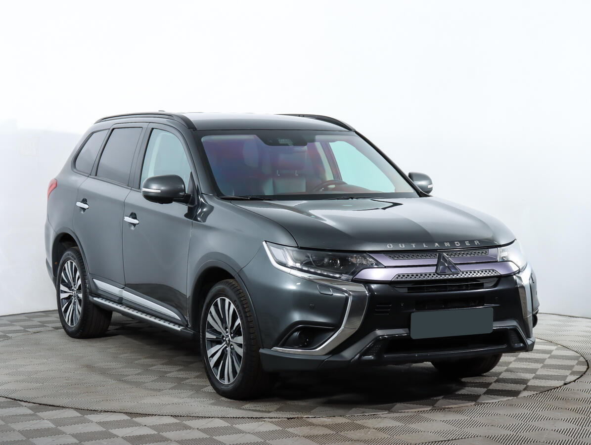Mitsubishi Outlander 2020