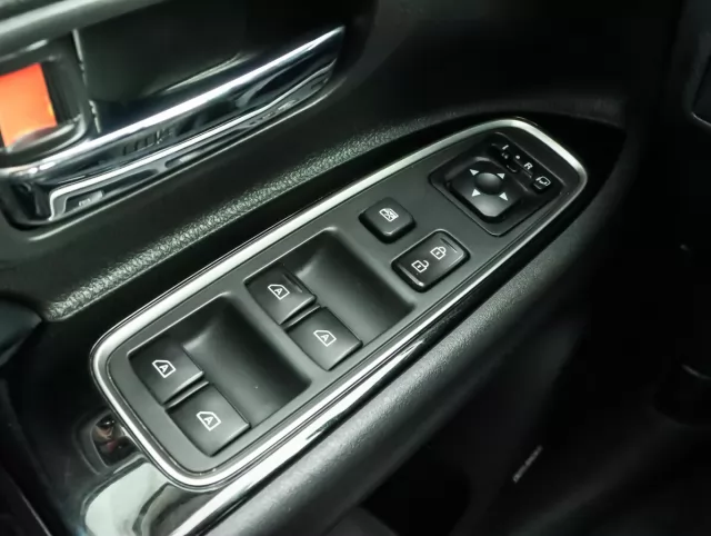 Mitsubishi Outlander 2020