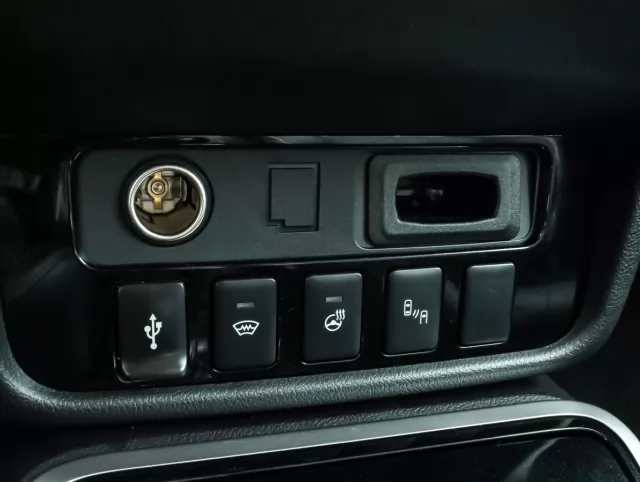 Mitsubishi Outlander 2020