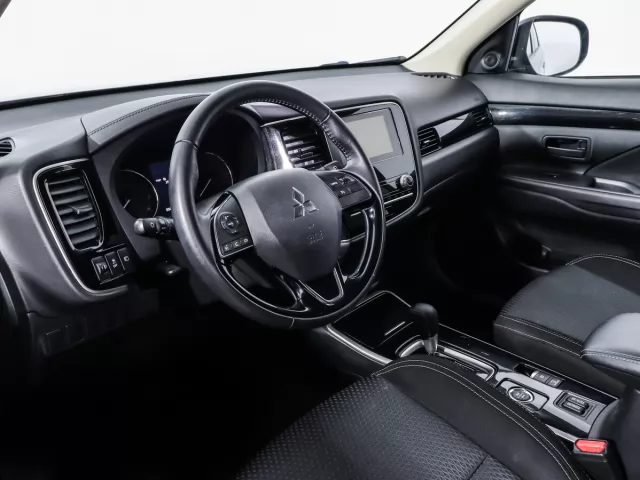 Mitsubishi Outlander 2017