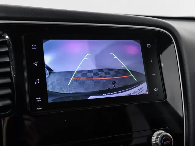 Mitsubishi Outlander 2020
