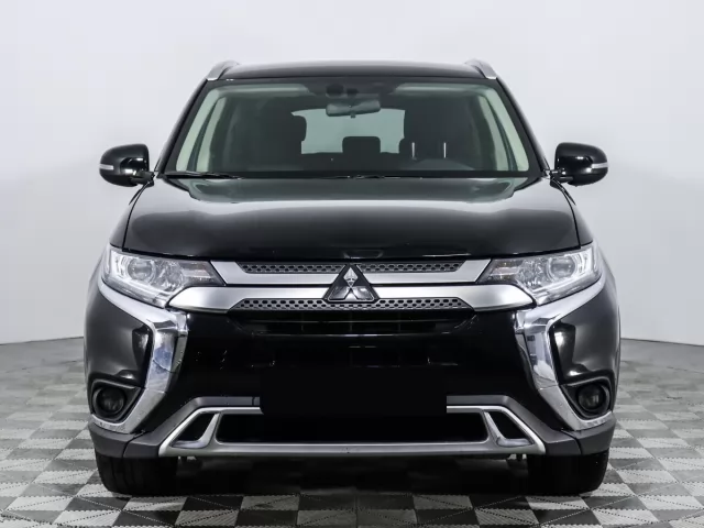 Mitsubishi Outlander 2020