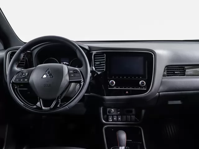 Mitsubishi Outlander 2020