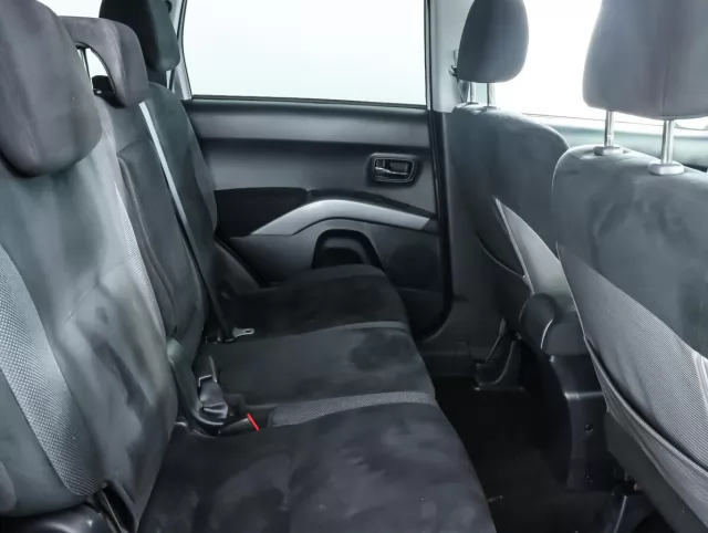 Mitsubishi Outlander 2009