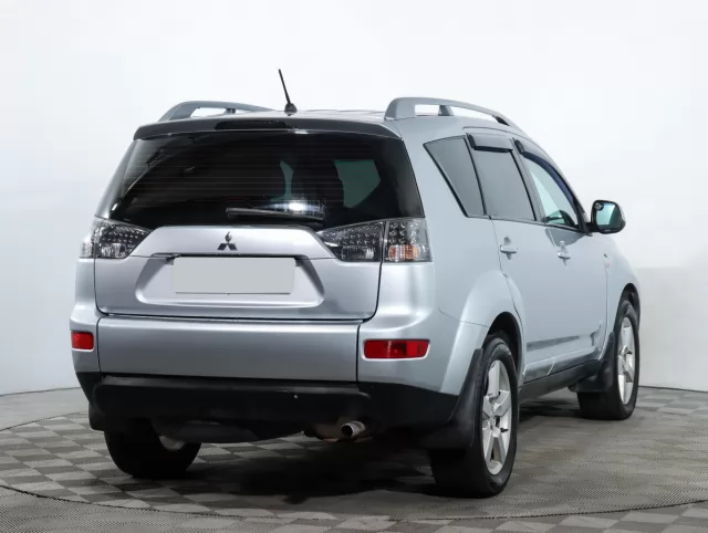 Mitsubishi Outlander 2009