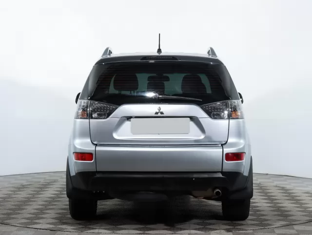 Mitsubishi Outlander 2009