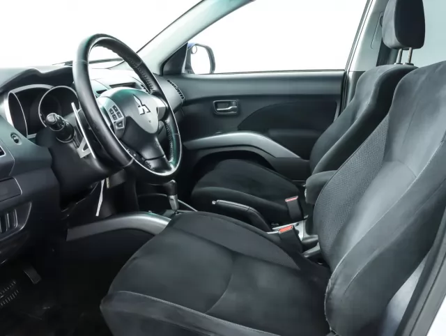 Mitsubishi Outlander 2009