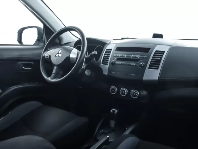 Mitsubishi Outlander 2009