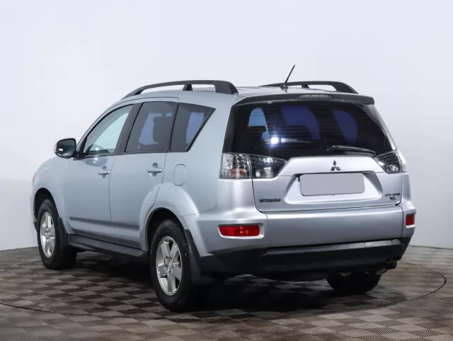 Mitsubishi Outlander 2009