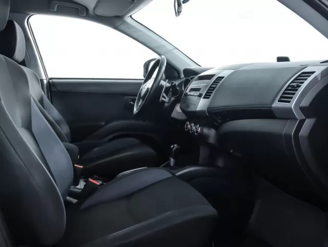 Mitsubishi Outlander 2009