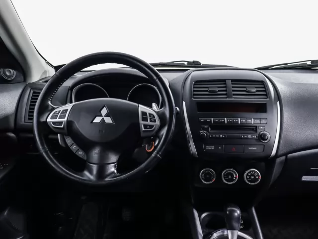 Mitsubishi ASX 2011