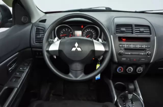 Mitsubishi ASX 2011