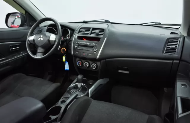 Mitsubishi ASX 2011