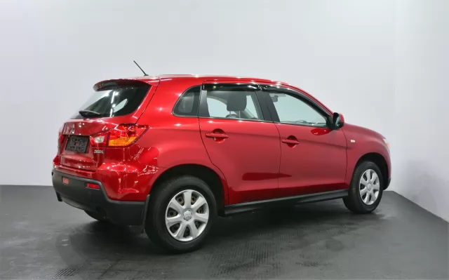 Mitsubishi ASX 2011