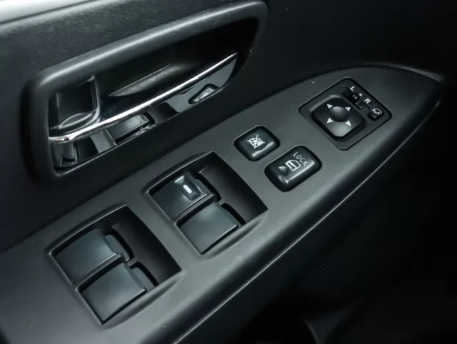 Mitsubishi ASX 2011