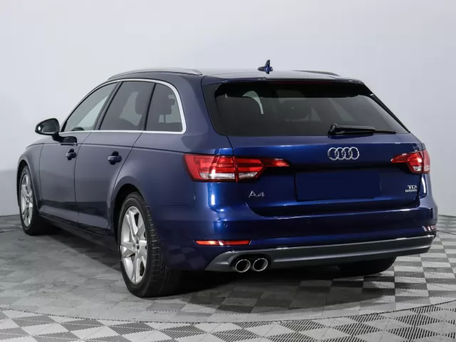 Audi A4 2017