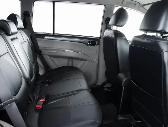 Mitsubishi Pajero Sport 2015
