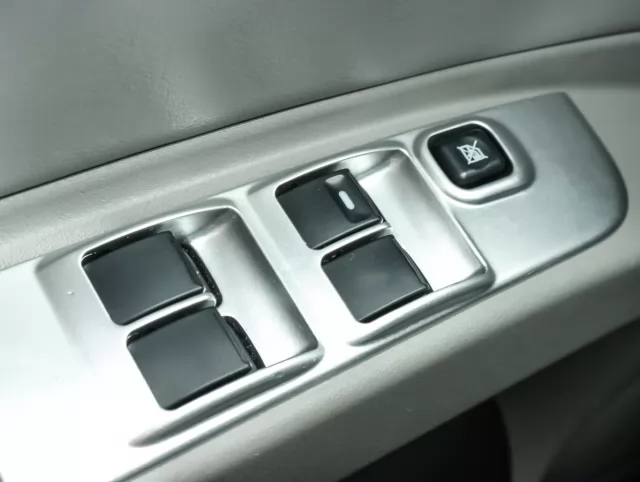 Mitsubishi Pajero Sport 2015