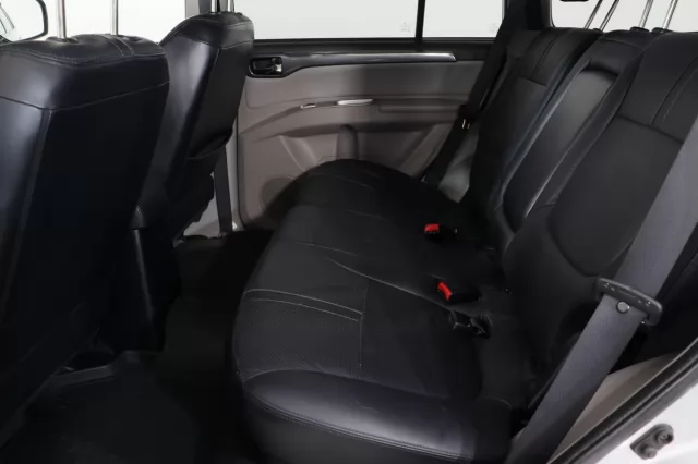 Mitsubishi Pajero Sport 2016