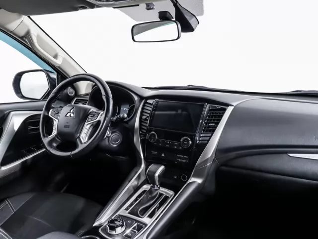 Mitsubishi Pajero Sport 2021