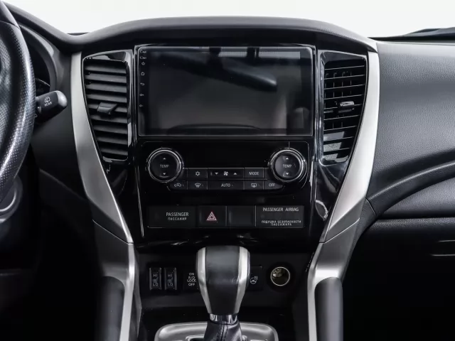 Mitsubishi Pajero Sport 2021