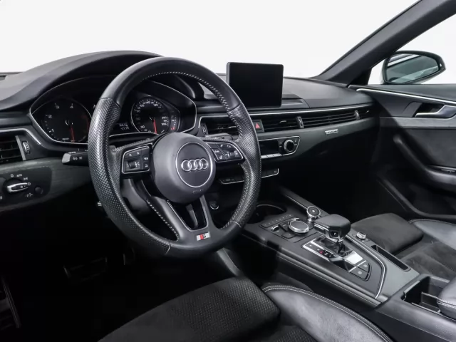 Audi A4 2017