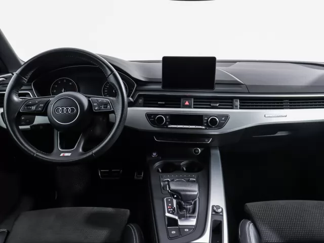 Audi A4 2018