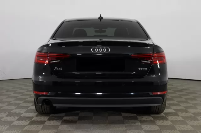 Audi A4 2018