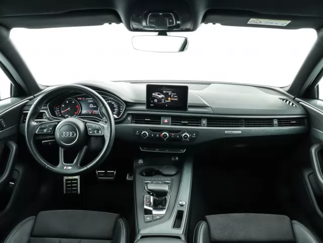 Audi A4 2018