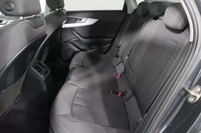 Audi A4 2018