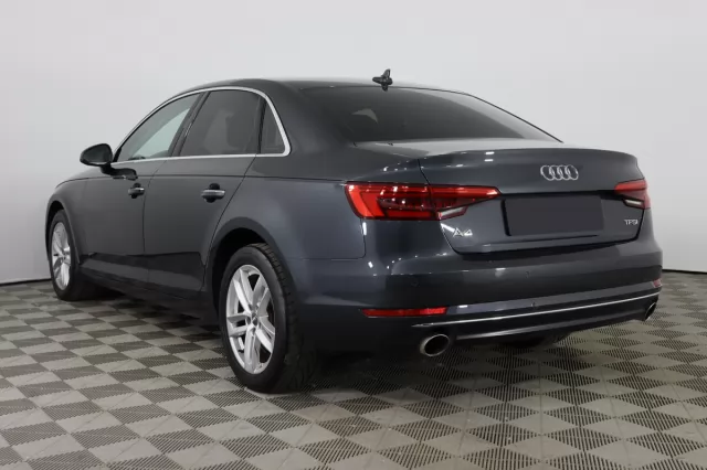Audi A4 2018