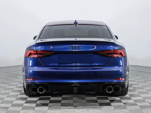 Audi A5 2016