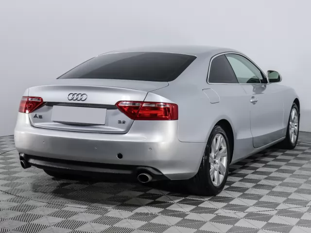Audi A5 2011