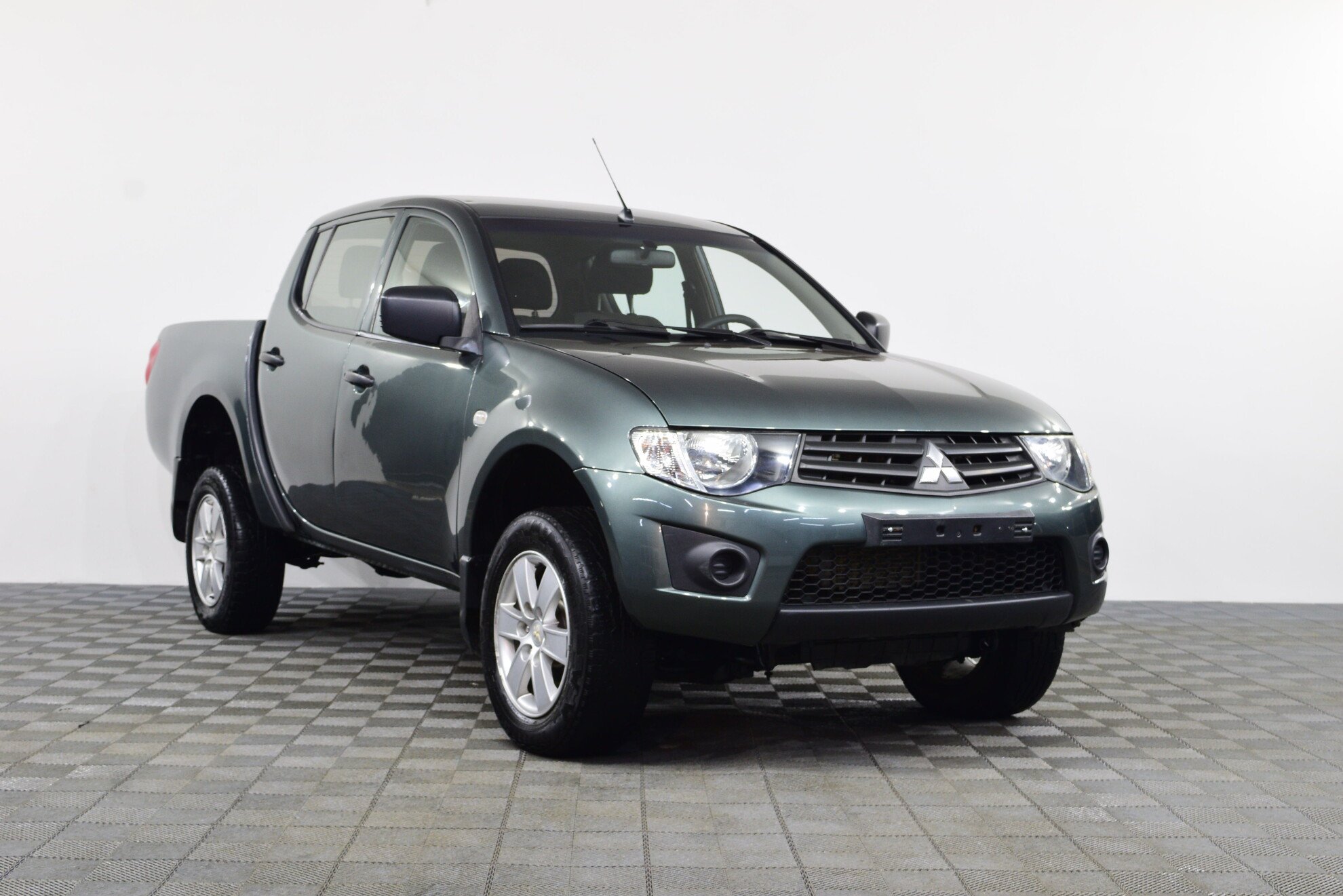 Mitsubishi L200 2006