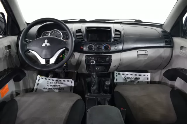 Mitsubishi L200 2006