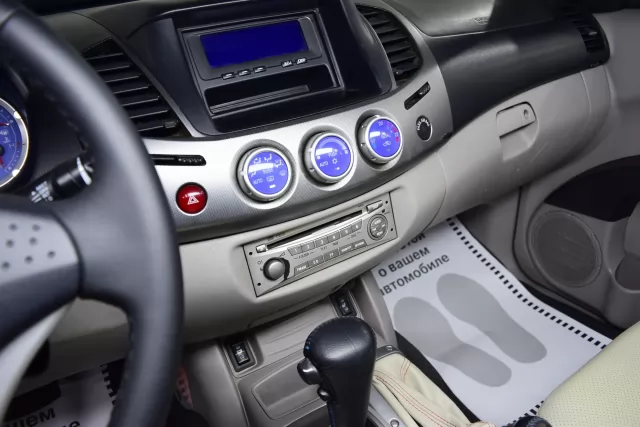 Mitsubishi L200 2007