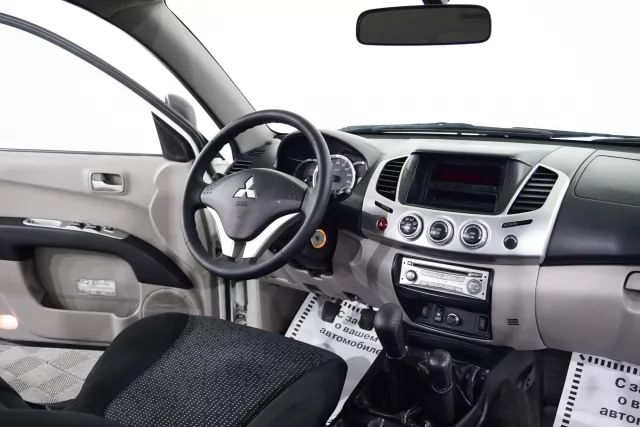 Mitsubishi L200 2009