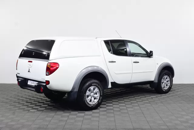 Mitsubishi L200 2009