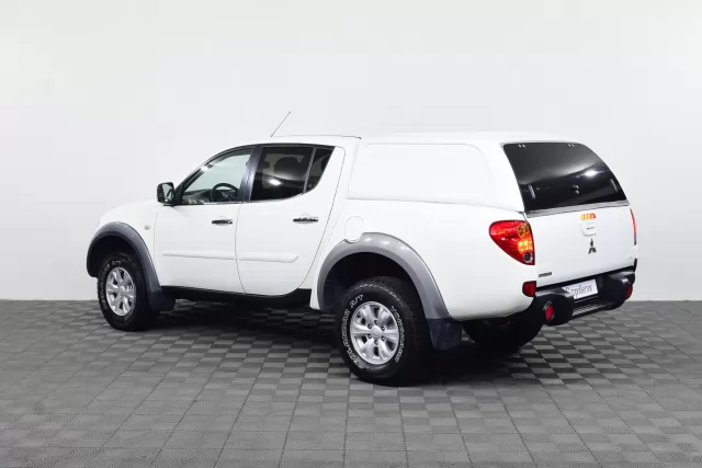 Mitsubishi L200 2009