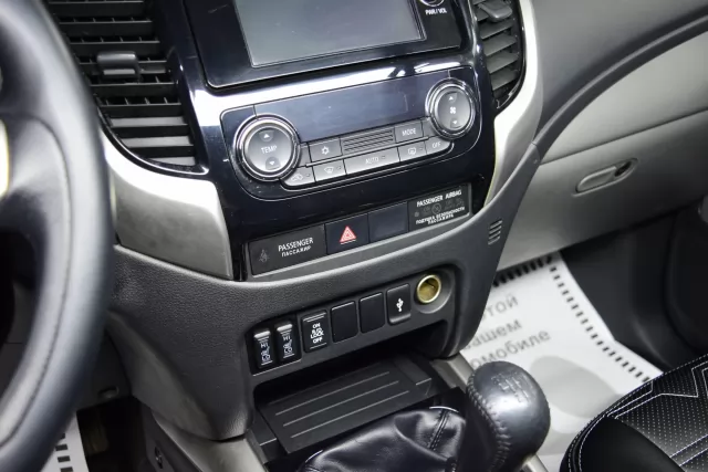 Mitsubishi L200 2019