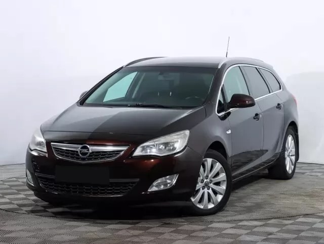 Opel Astra 2011