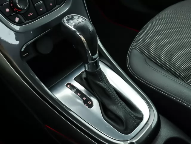 Opel Astra 2014