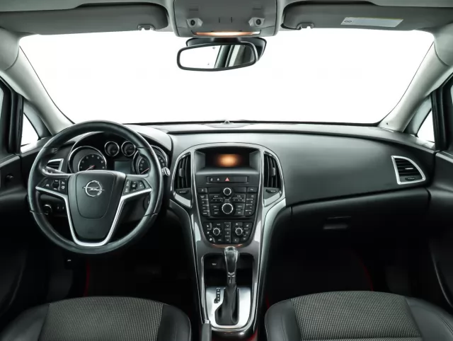 Opel Astra 2014