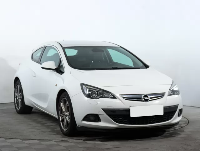 Opel Astra 2014