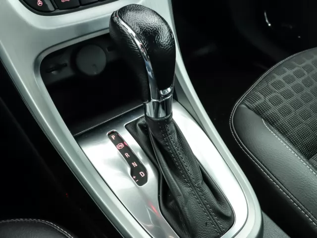 Opel Astra 2014