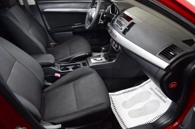 Mitsubishi Lancer 2011