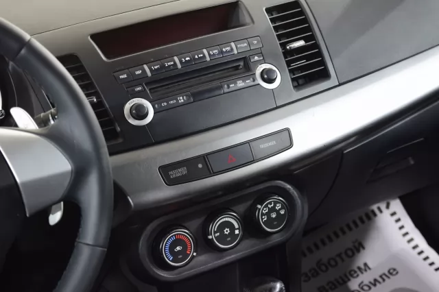 Mitsubishi Lancer 2011